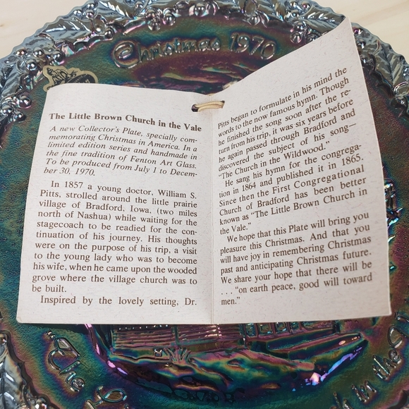 Fenton Iridescent Christmas Plate Deep Red Christmas 1970 Collection Item Retro - Picture 9 of 10